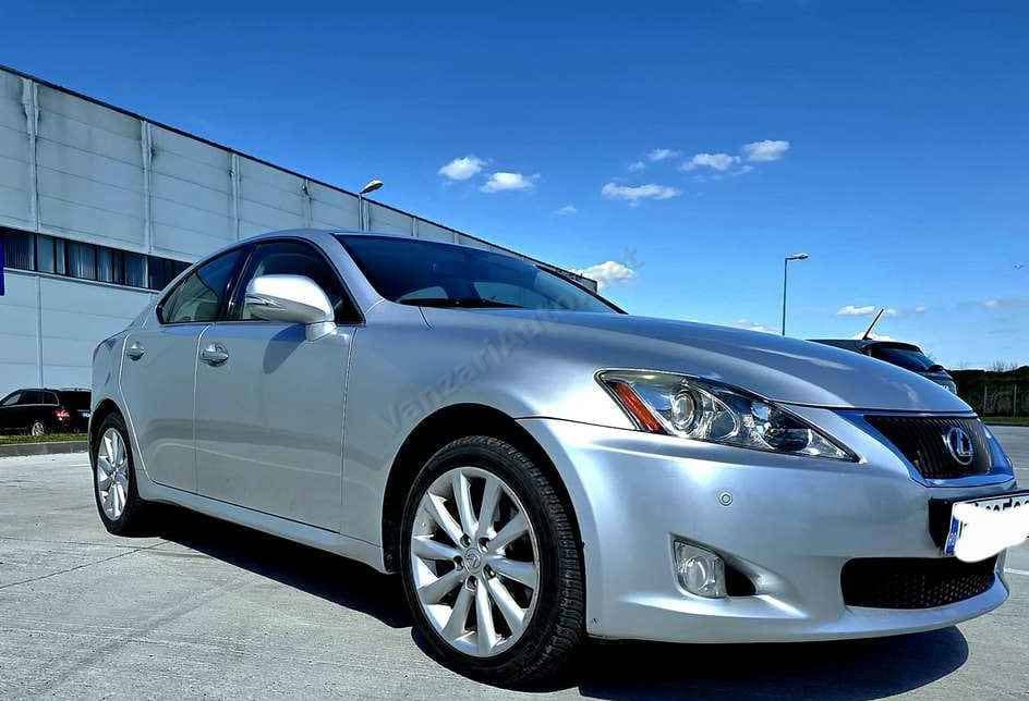Lexus Seria IS