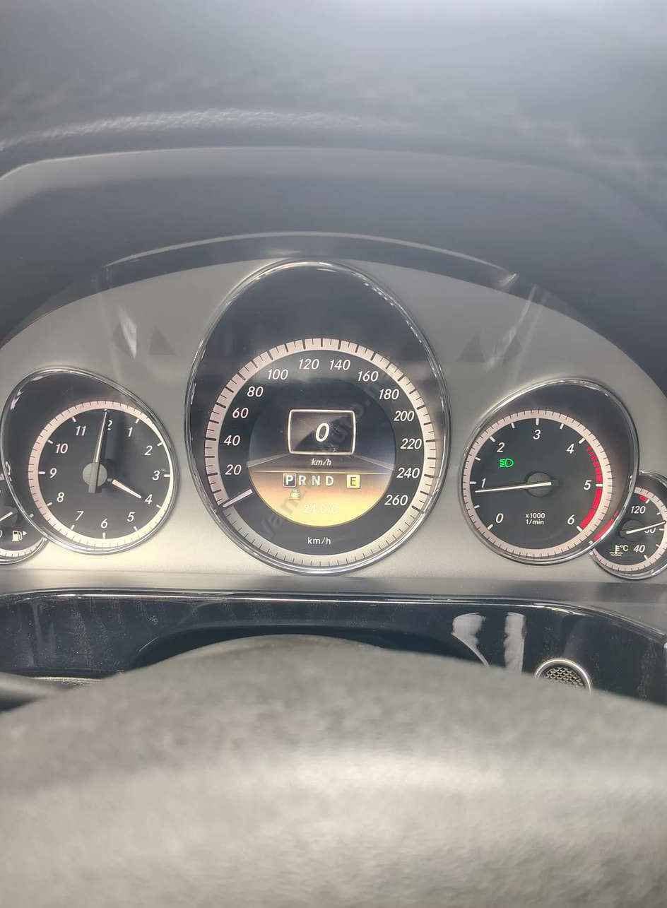 Mercedes-Benz E