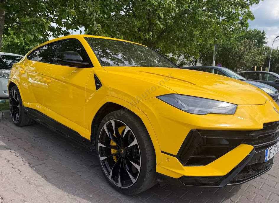 Lamborghini URUS