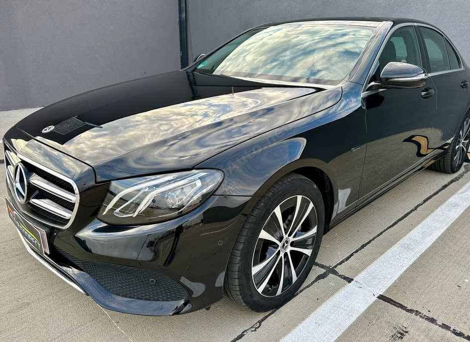Mercedes-Benz E
