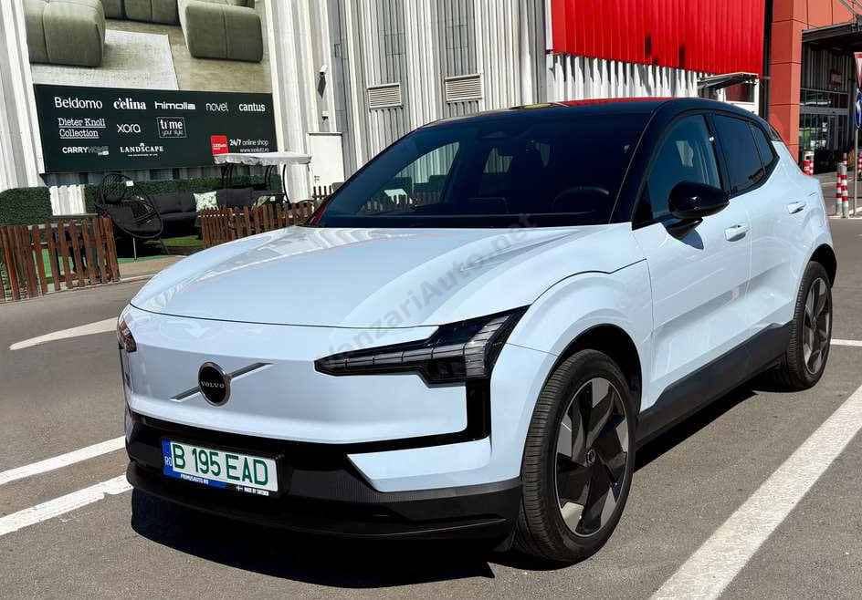 Volvo EX30