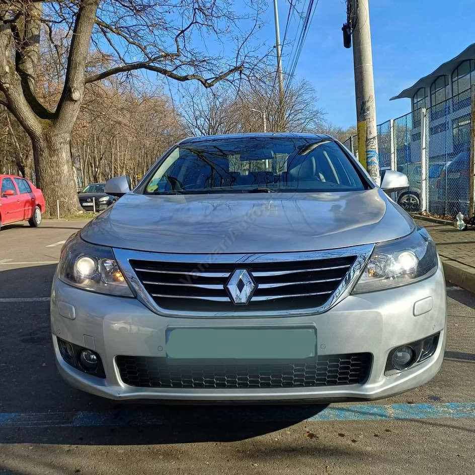 Renault Latitude