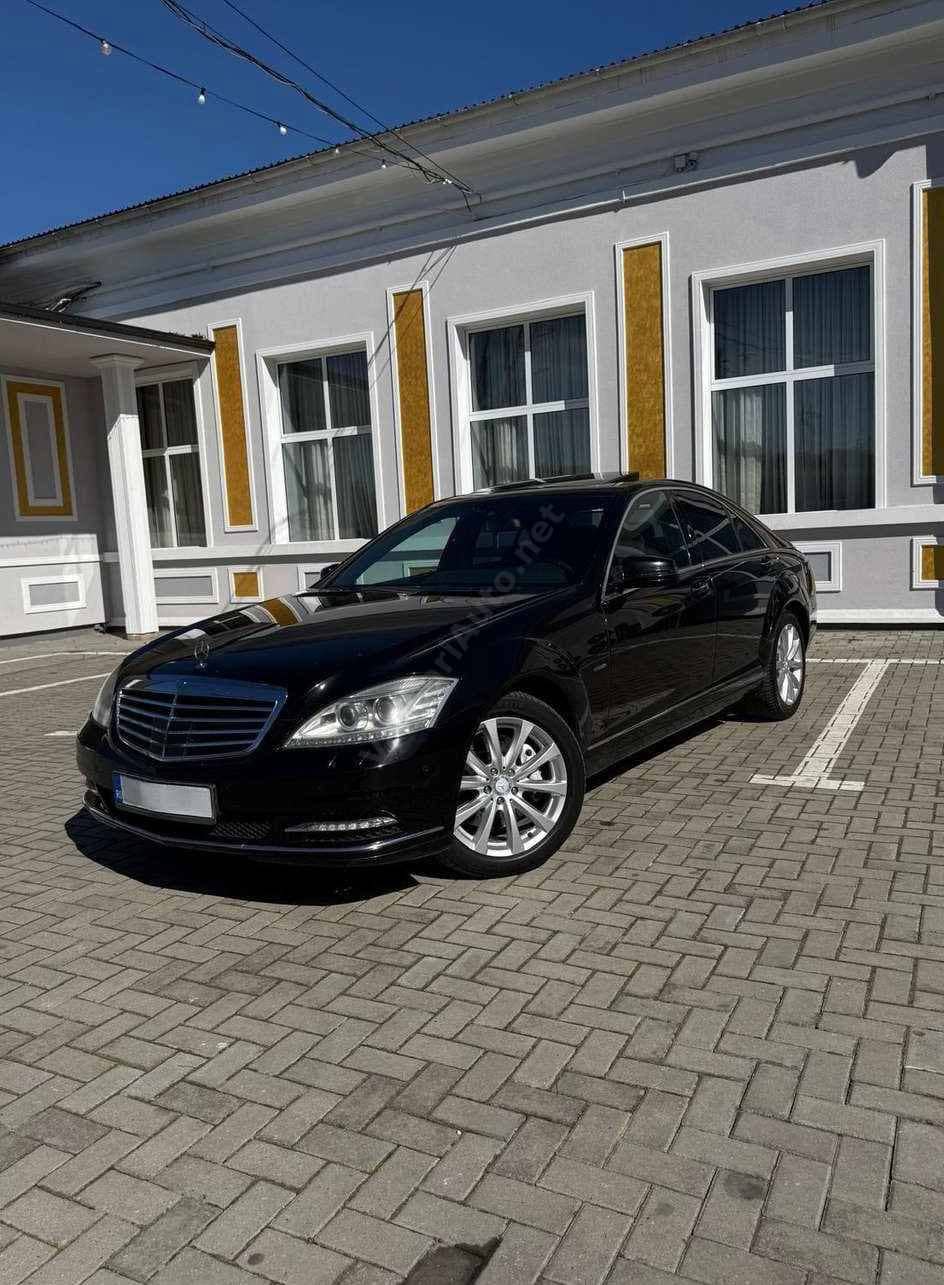 Mercedes-Benz S