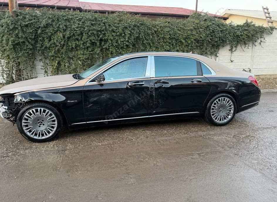 Mercedes-Benz S Maybach