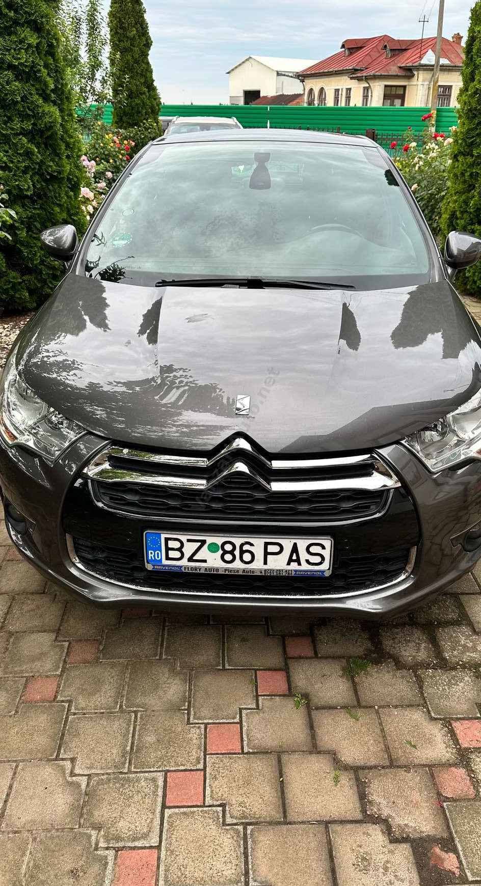DS Automobiles DS 4