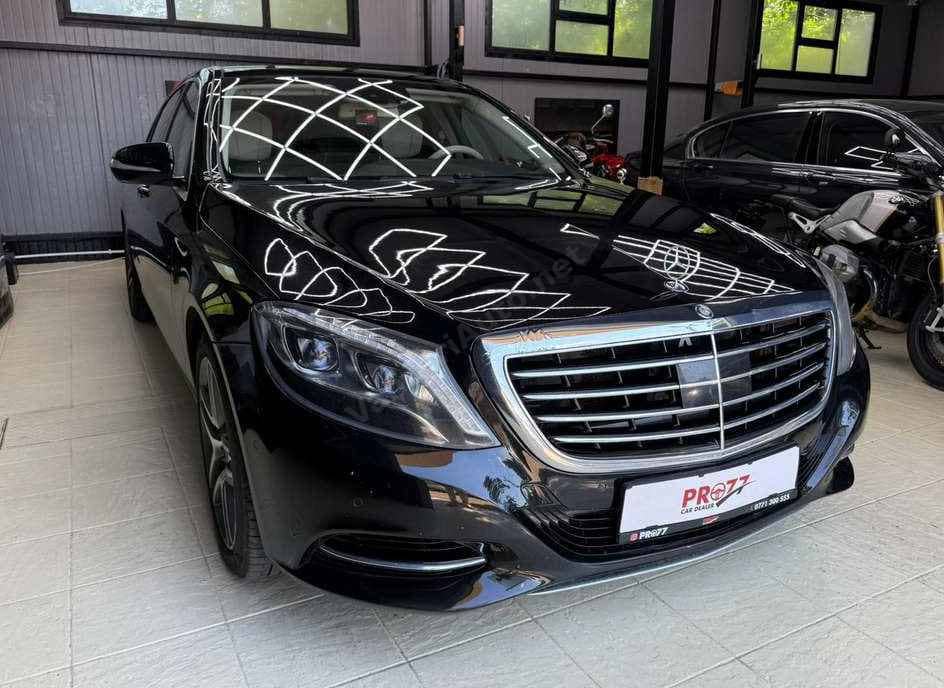 Mercedes-Benz S