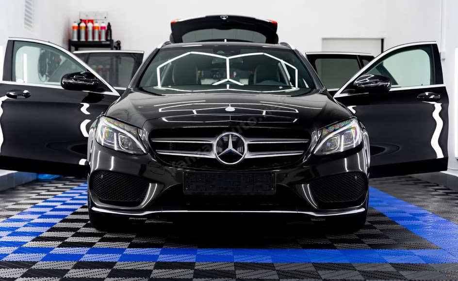 Mercedes-Benz C