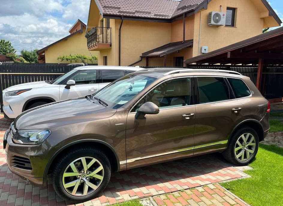 Volkswagen Touareg