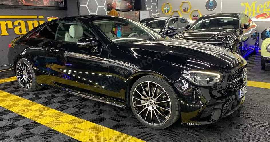 Mercedes-Benz E