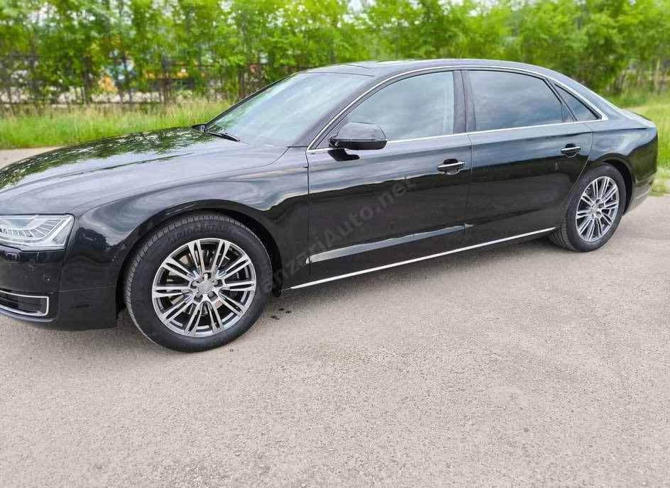 Audi A8