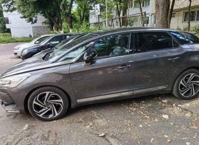 Citroen DS5