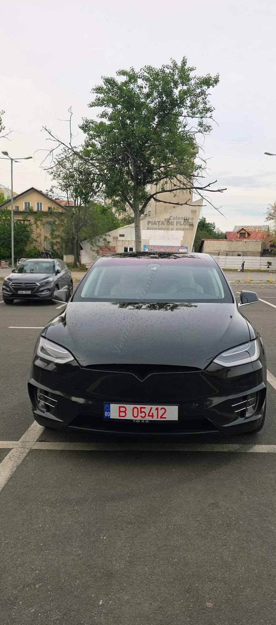 Tesla Model X