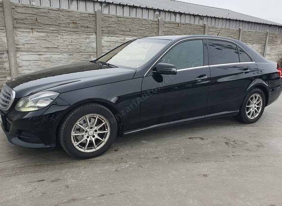 Mercedes-Benz E