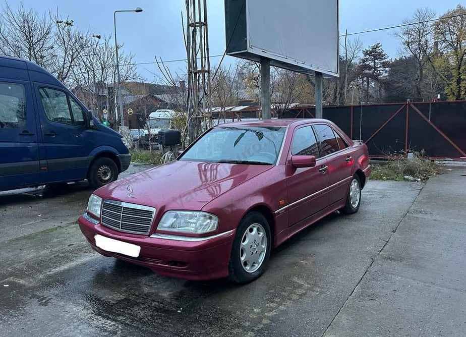 Mercedes-Benz C