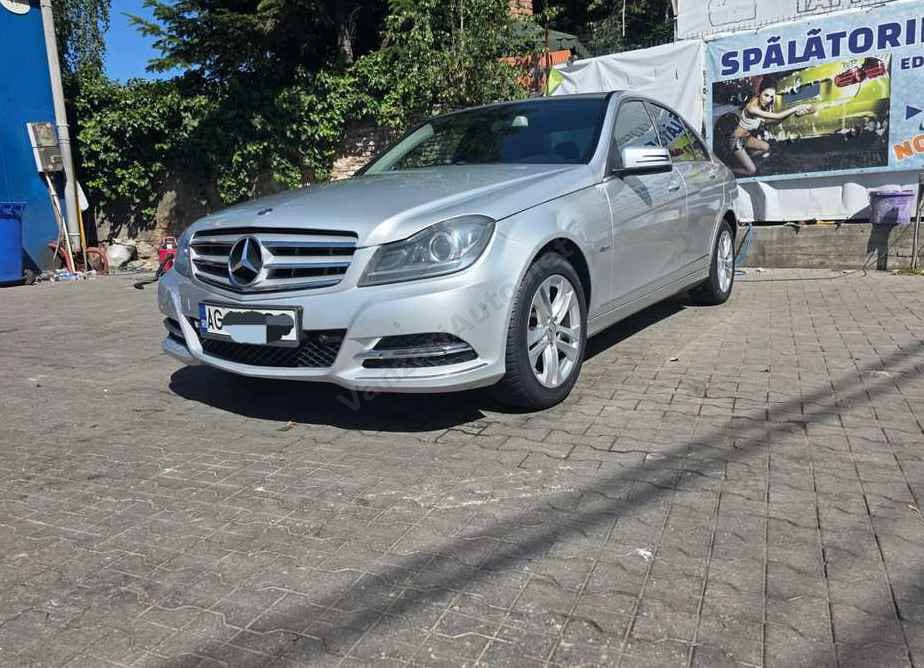 Mercedes-Benz C