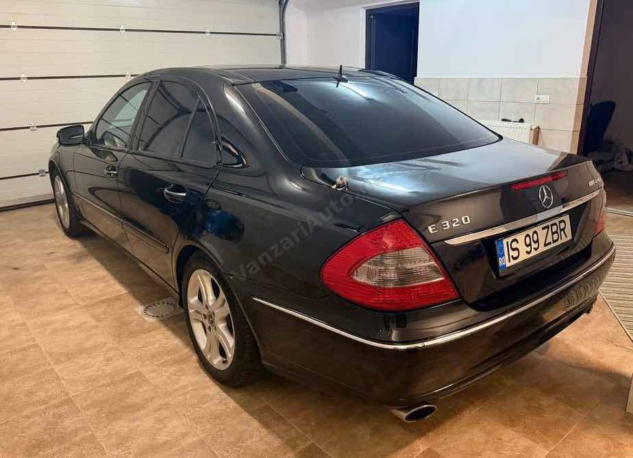 Mercedes-Benz E