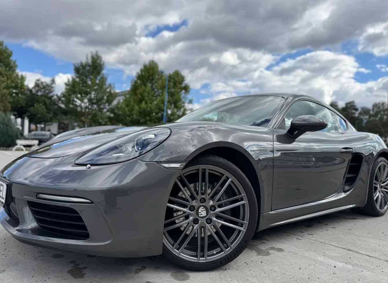 Porsche Cayman