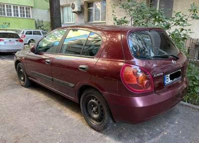 Nissan Almera
