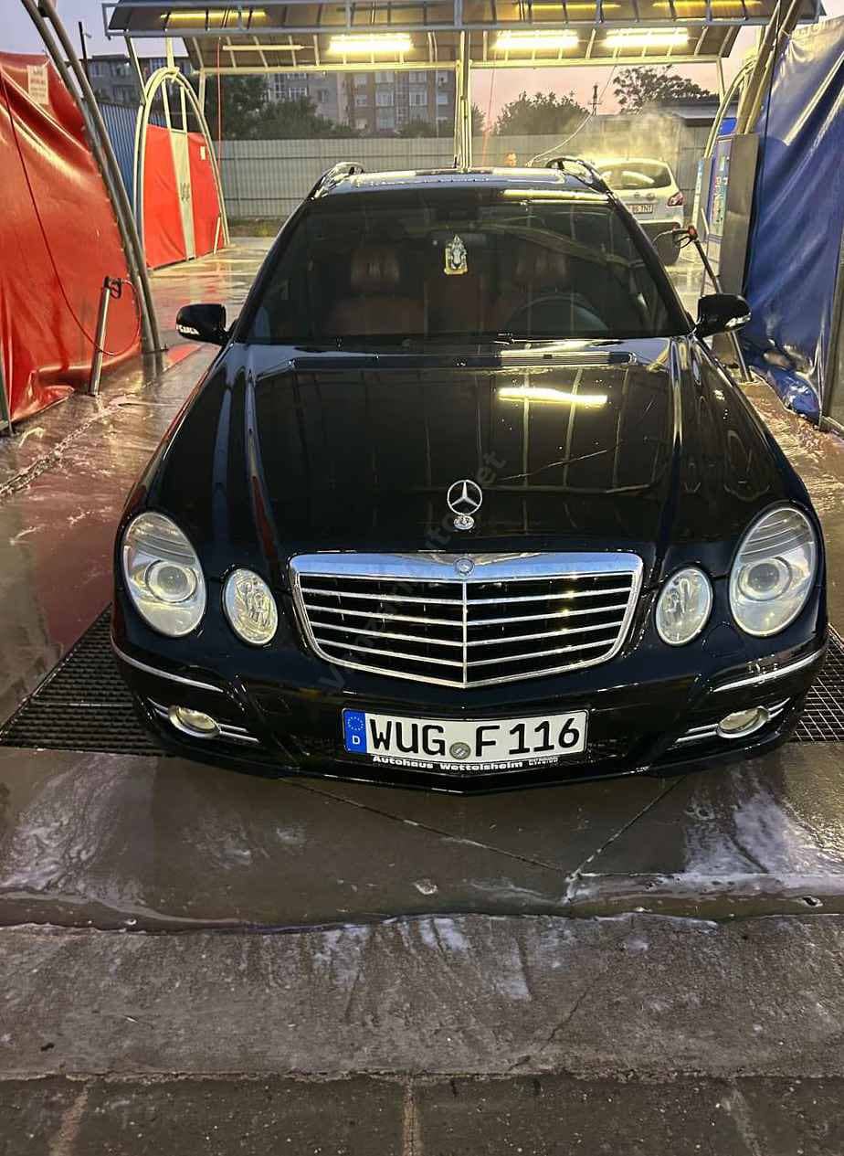 Mercedes-Benz E