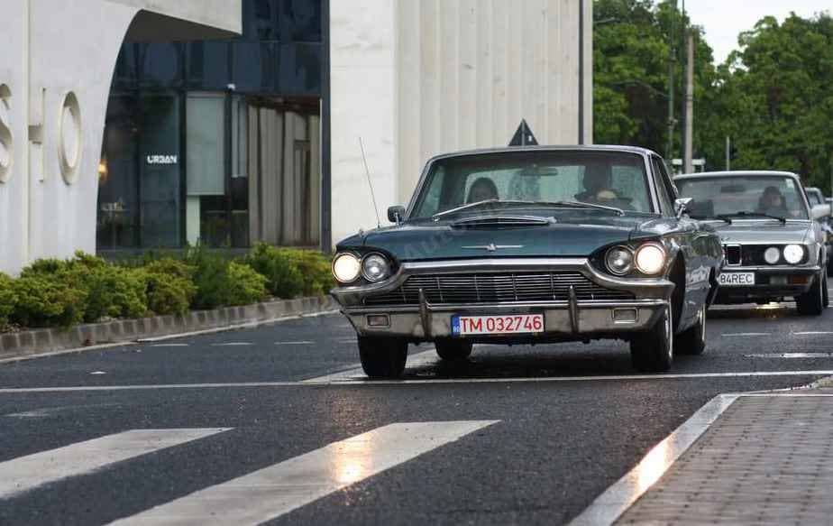 Ford Thunderbird
