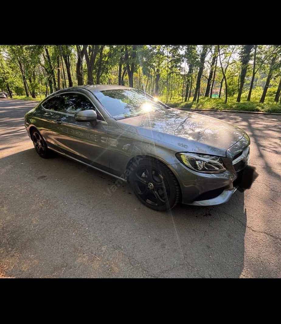 Mercedes-Benz C