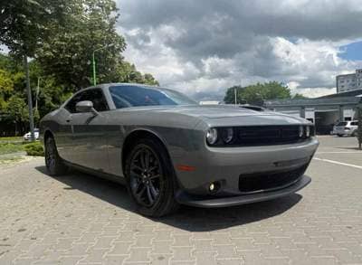 Dodge Challenger