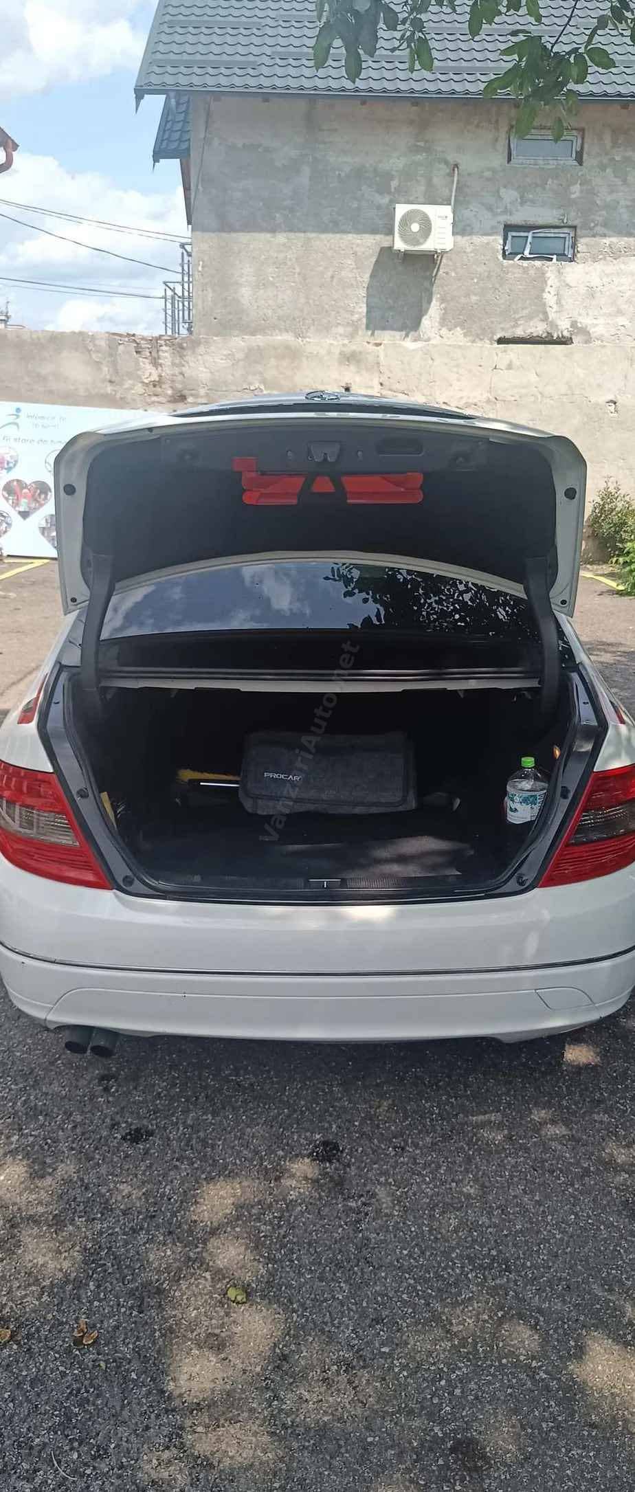 Mercedes-Benz C