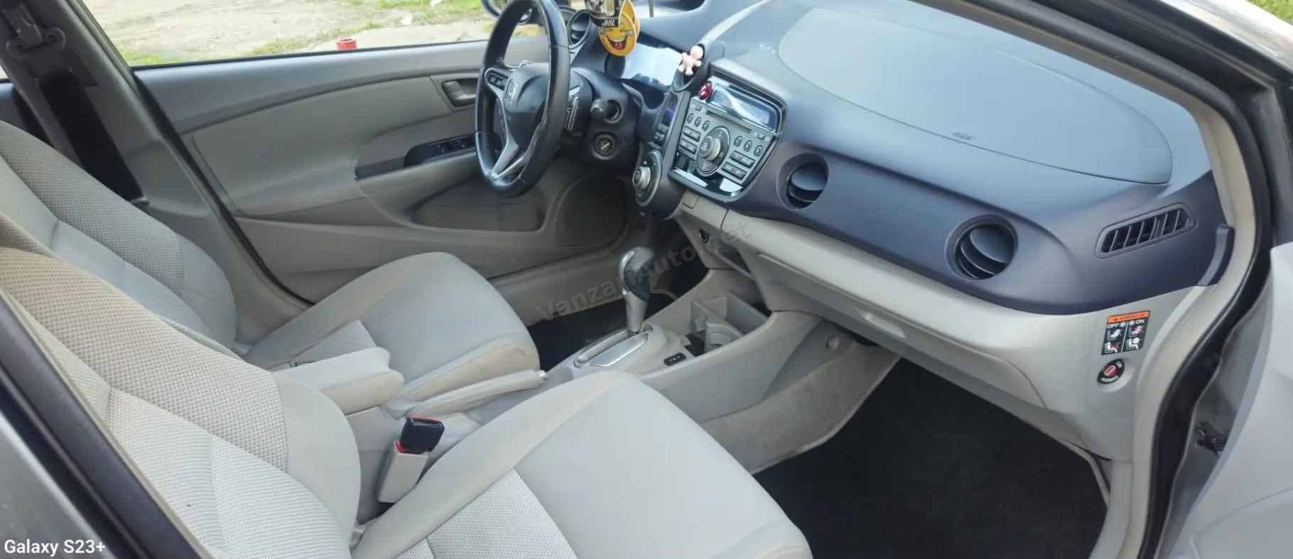 Honda Insight