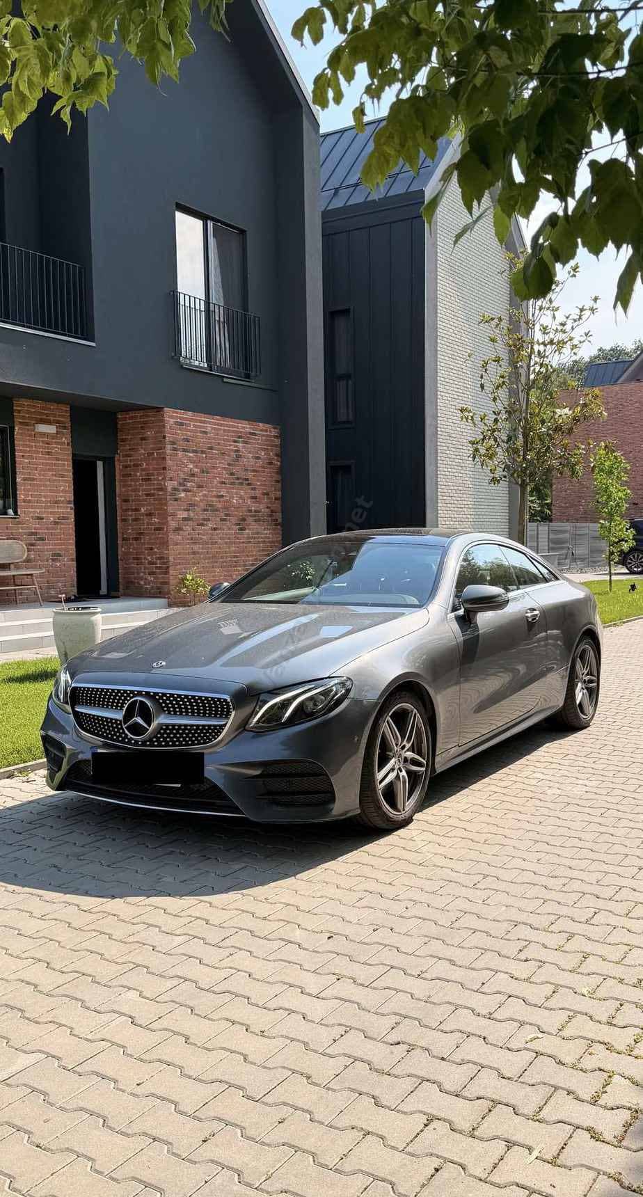 Mercedes-Benz E