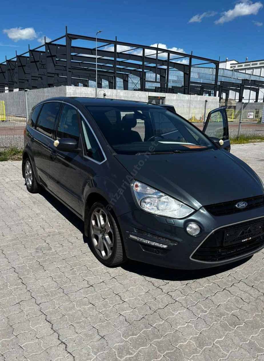 Ford S-Max