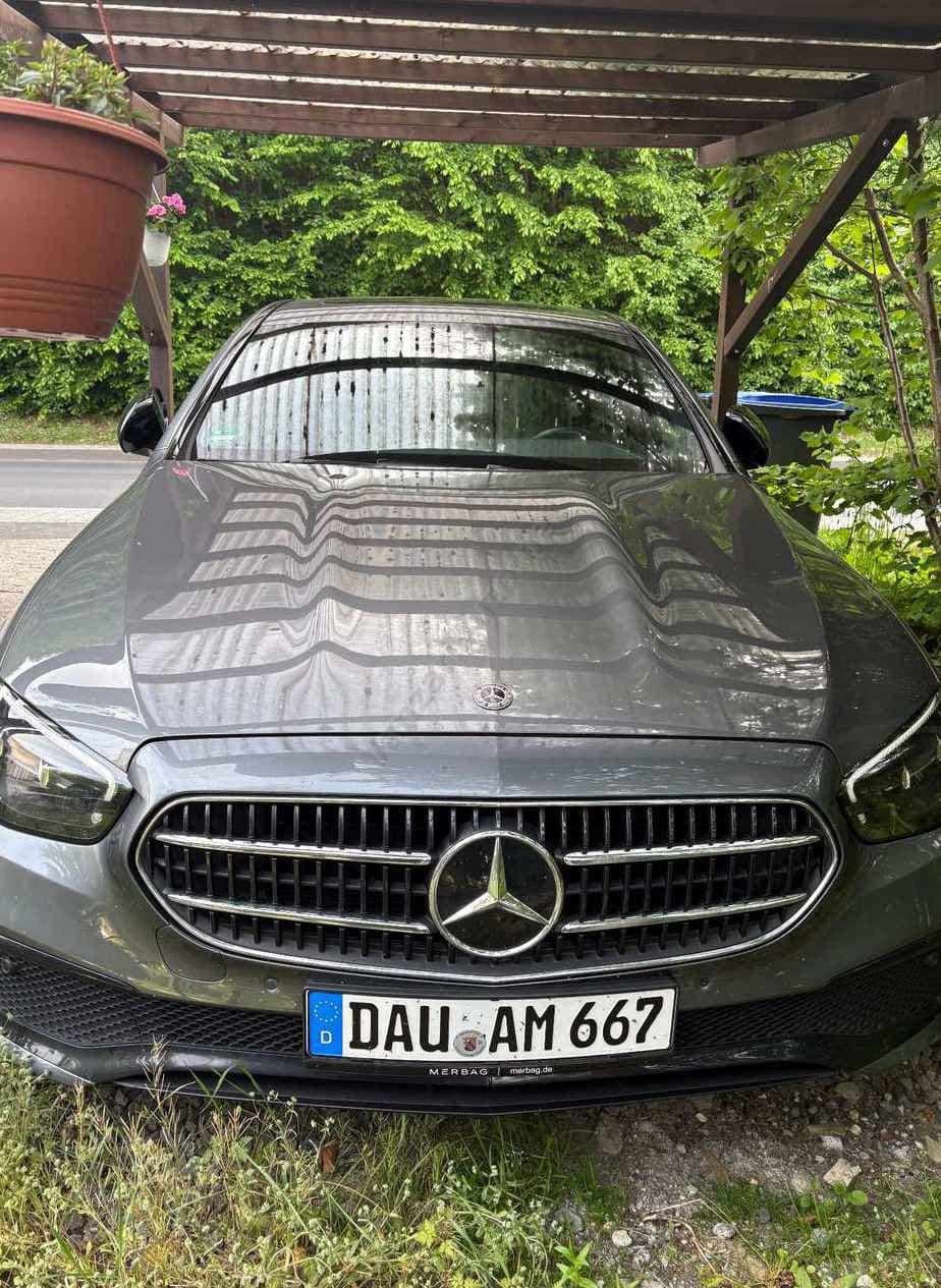 Mercedes-Benz E