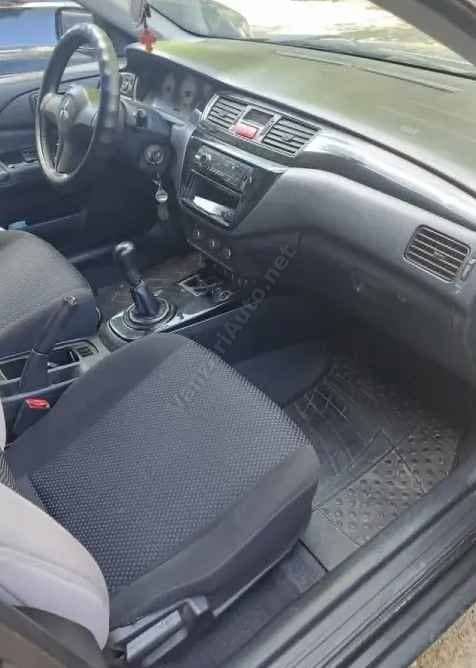 Mitsubishi Lancer