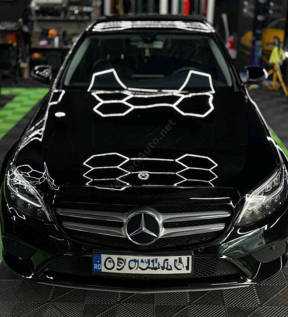 Mercedes-Benz C