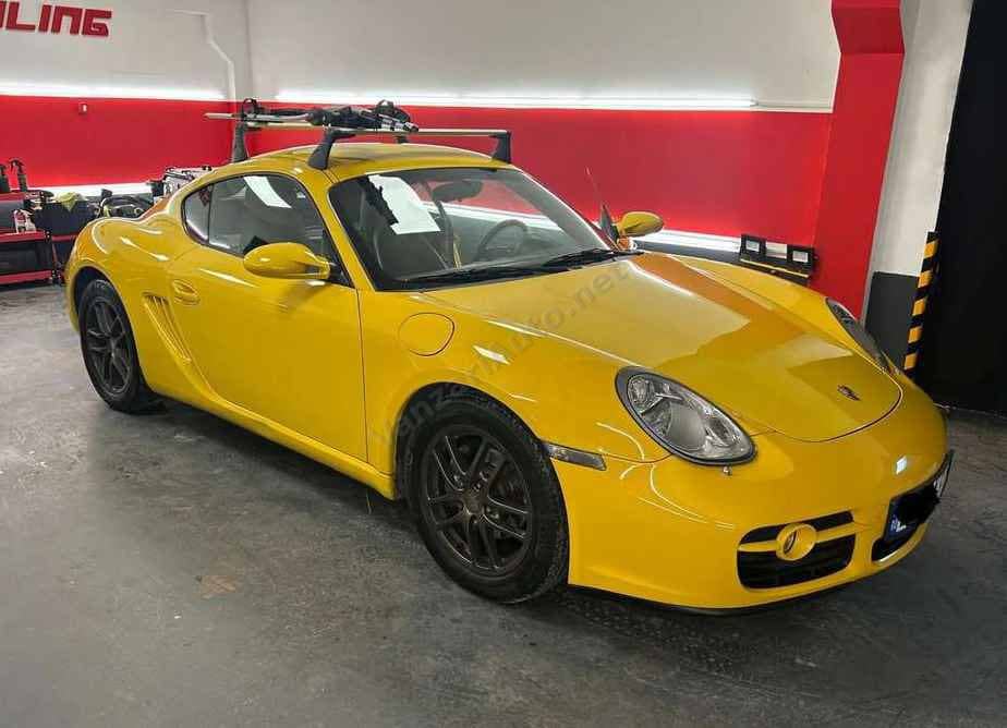 Porsche Cayman
