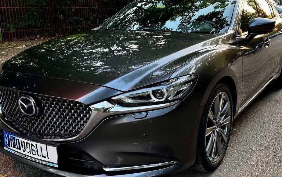 Mazda 6