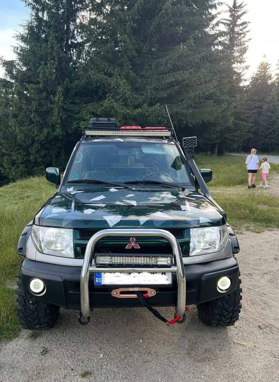 Mitsubishi Pajero Pinin