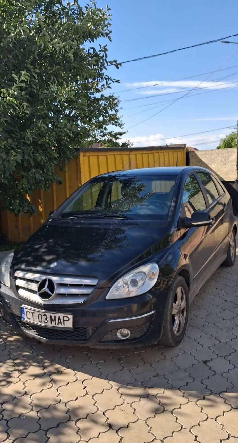 Mercedes-Benz B