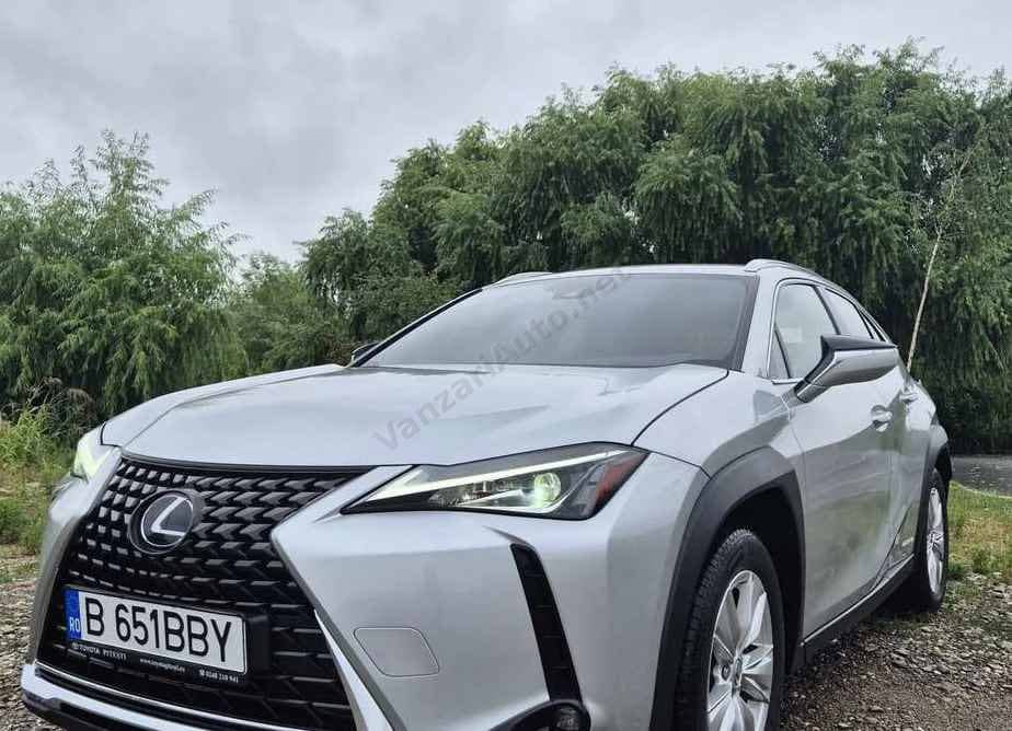 Lexus UX
