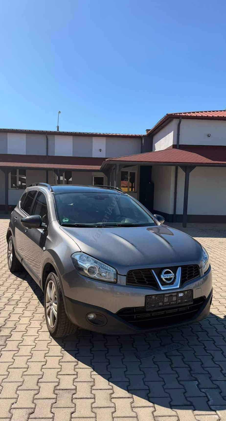 Nissan Qashqai+2