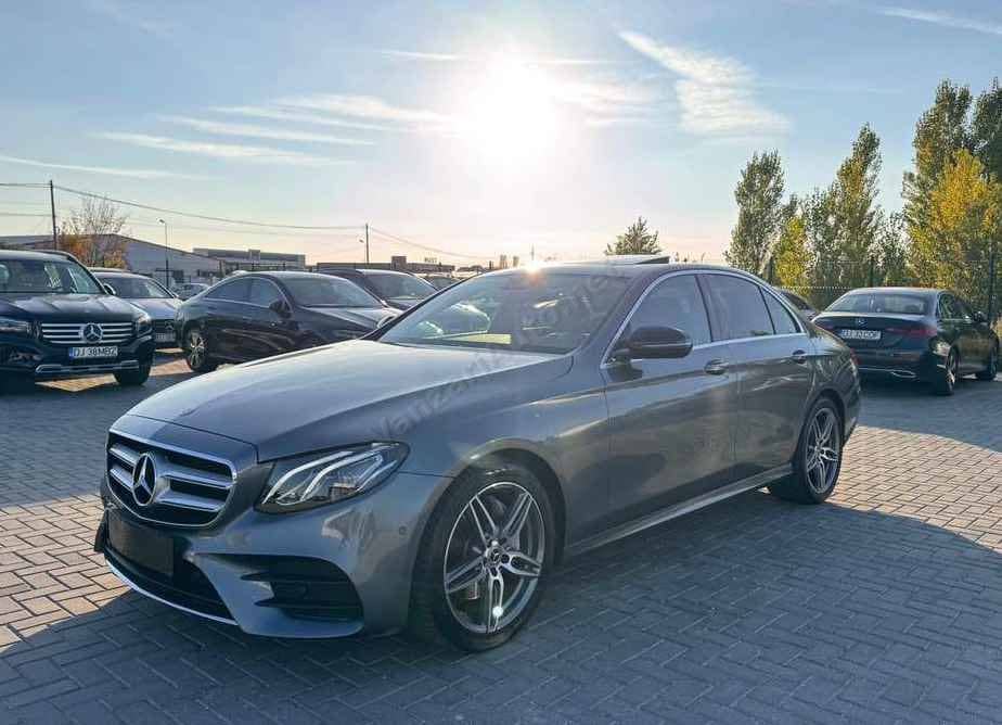 Mercedes-Benz E
