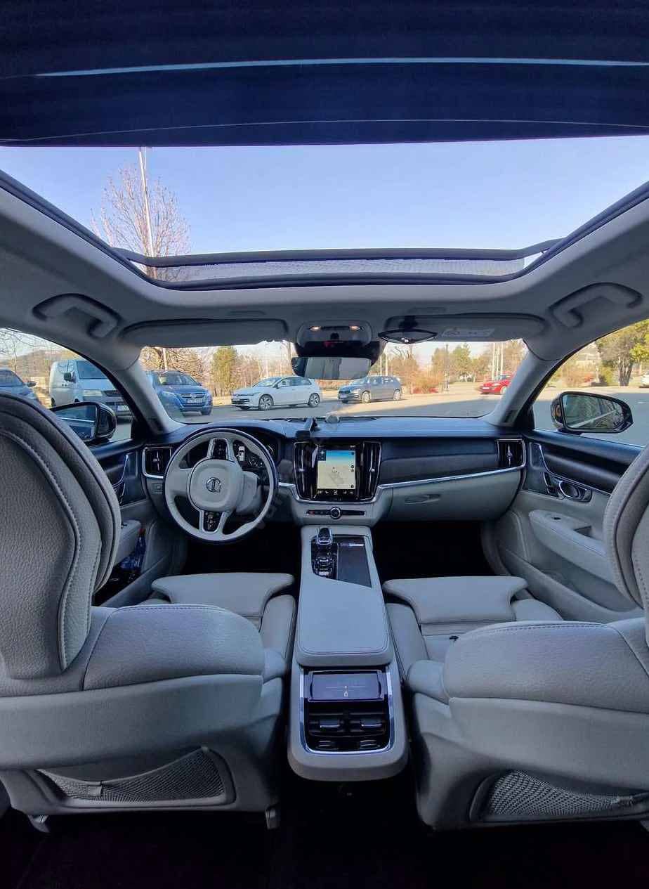 Volvo V90