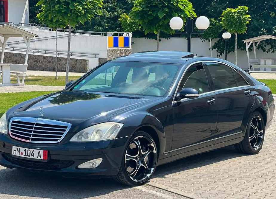 Mercedes-Benz S