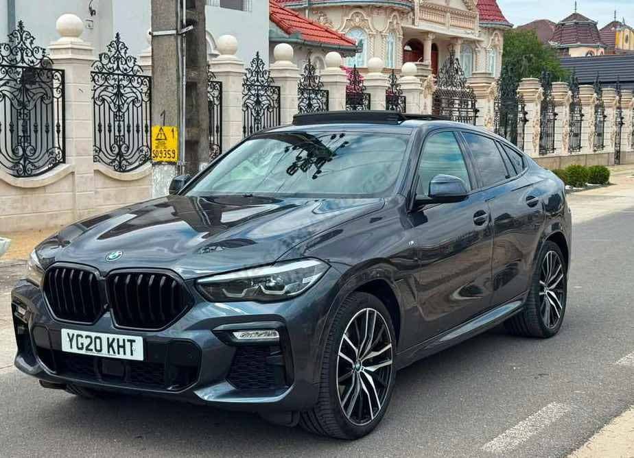 BMW X6
