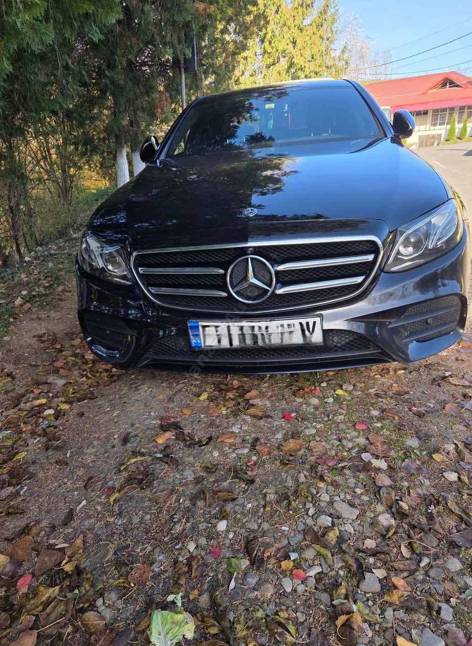 Mercedes-Benz E