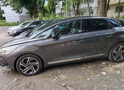 Citroen DS5