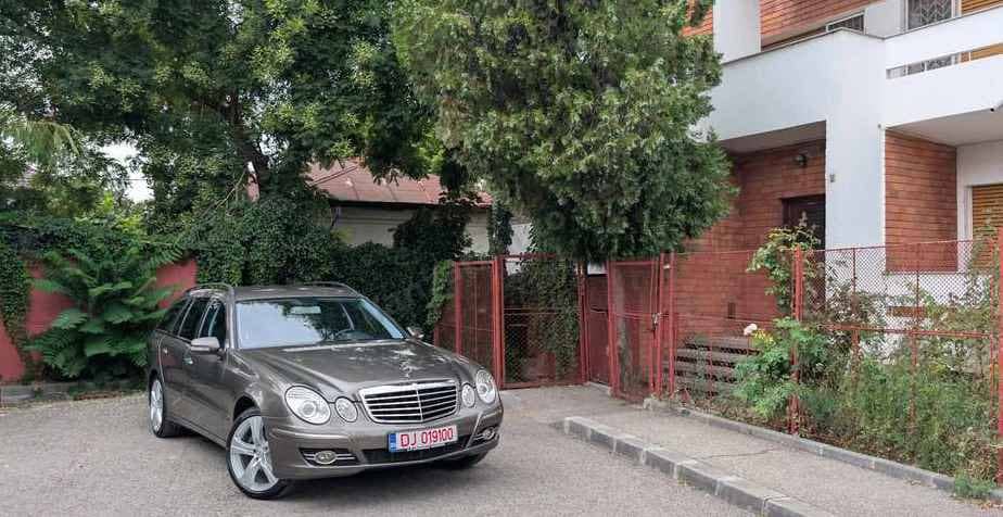 Mercedes-Benz E