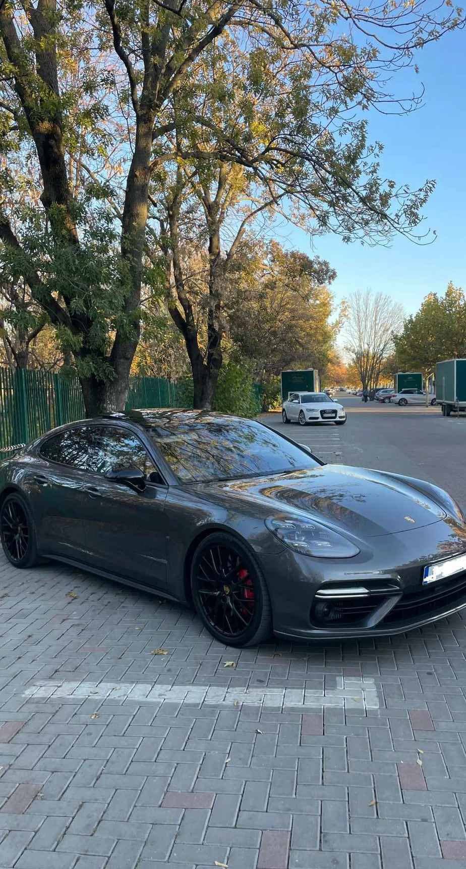 Porsche Panamera