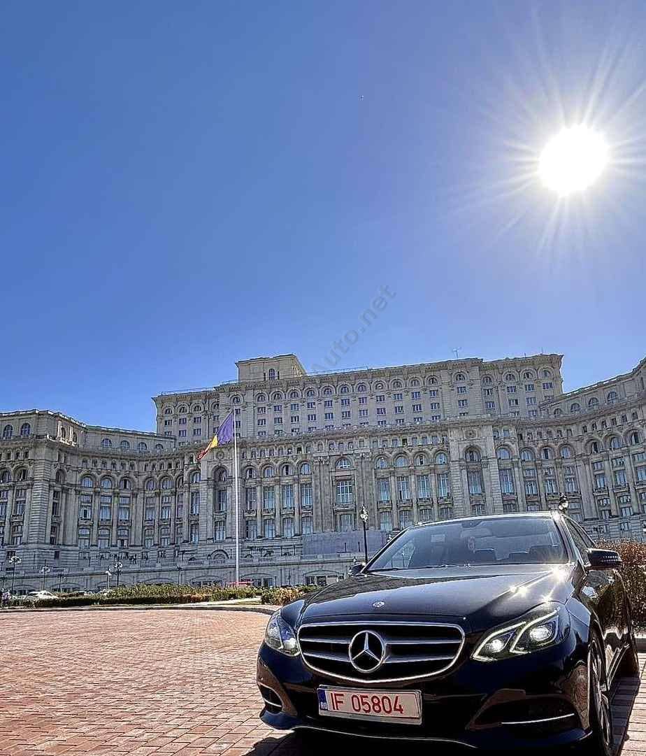 Mercedes-Benz E