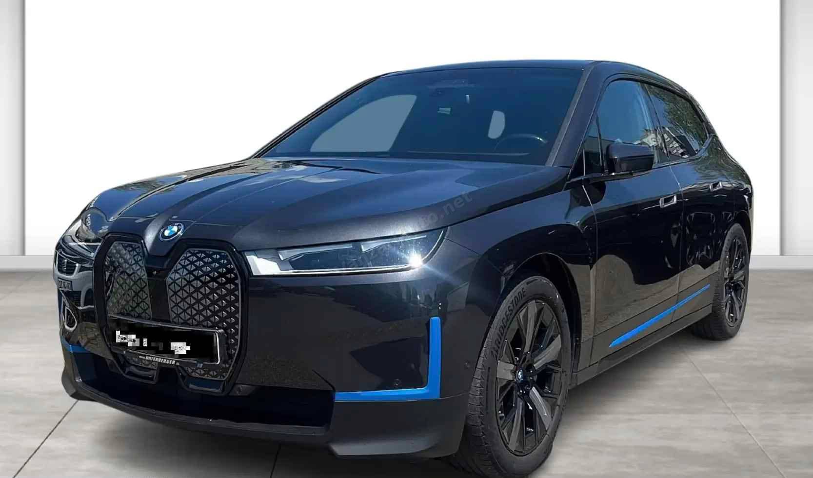 BMW iX