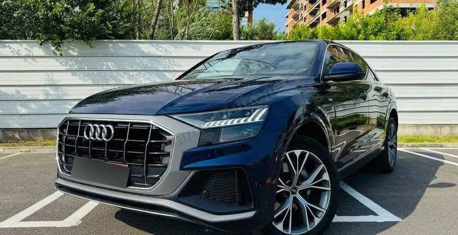 Audi Q8